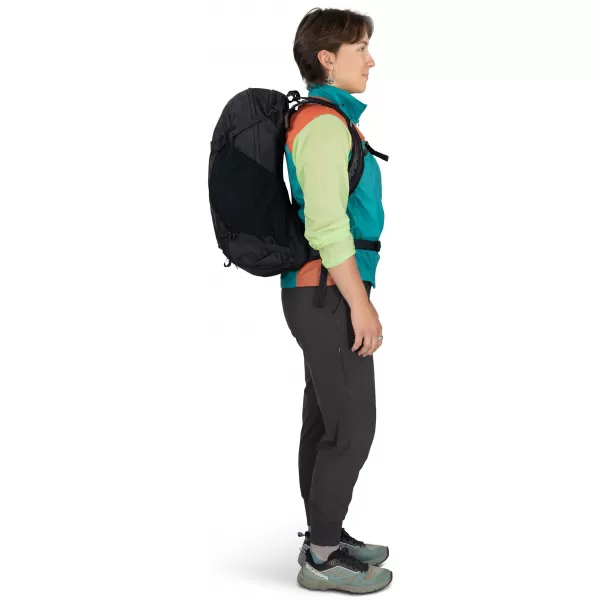  Turistický batoh OSPREY HIKELITE 26 RAVEN BLACK 