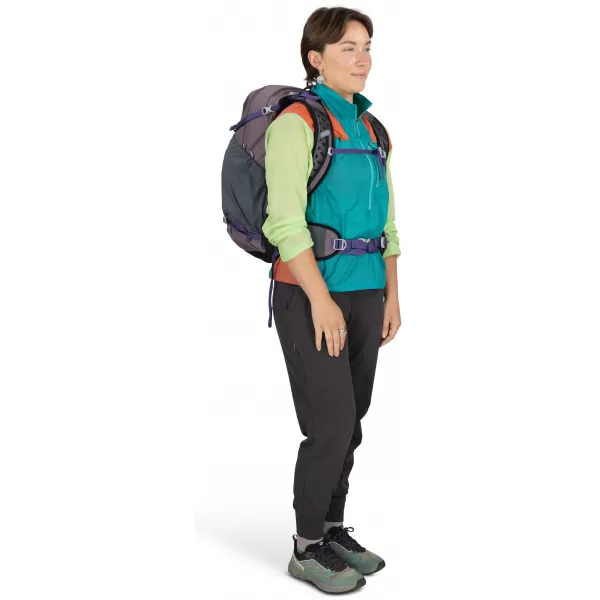  Turistický batoh OSPREY HIKELITE 28 GRAPHITE PURPLE 