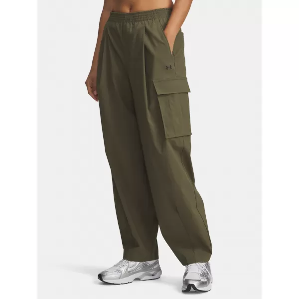  Dámské kalhoty UNDER ARMOUR UA UNSTOPPABLE RSTOP CARGO 6007025-390 ZELENÁ 