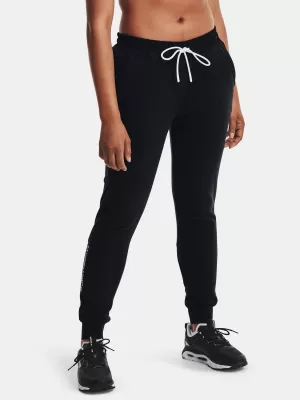 Dámské kalhoty UNDER ARMOUR UA RUSH FLEECE PANT 1365775-001 ČERNÁ