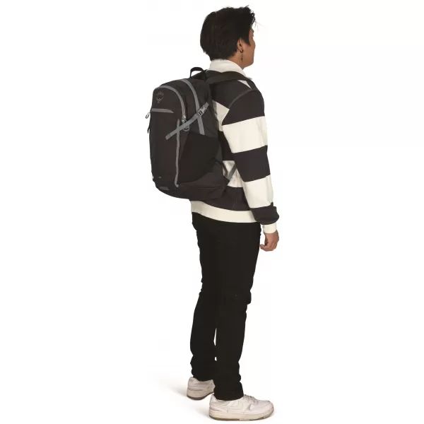  Městský batoh OSPREY AXIS 24 BLACK/SHALE GREY 