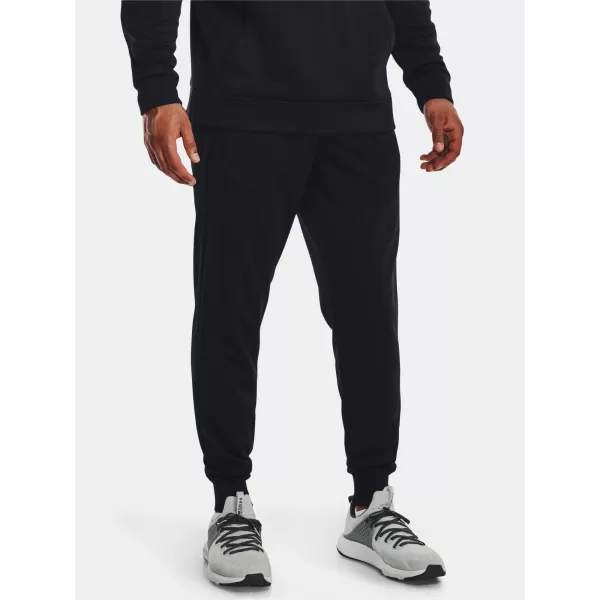  Pánské tepláky UNDER ARMOUR UA ARMOUR FLEECE JOGGERS 1373362-001 Černá 