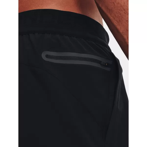  Pánské kraťasy UNDER ARMOUR UA PEAK WOVEN SHORTS 1376782-001 Černá 