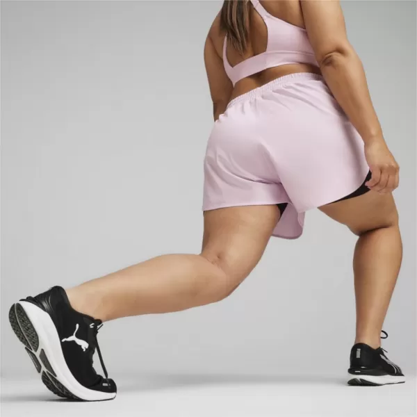  Dámské šortky PUMA RUN FAV WOVEN 2IN1 SHORT W 523181-60 BLACK 