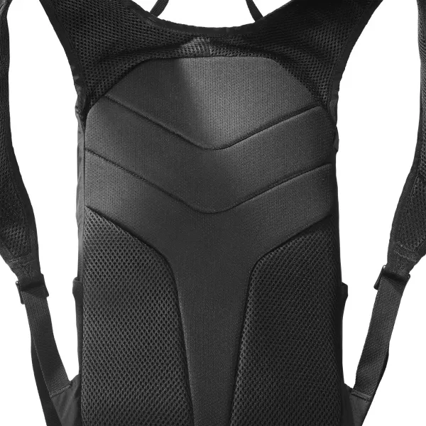  Batoh SALOMON TRAILBLAZER 10 LC2182900 BLACK/ALLOY 