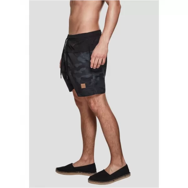  Pánské kraťasy URBAN CLASSICS TB1026 BLACK/DARK CAMO 