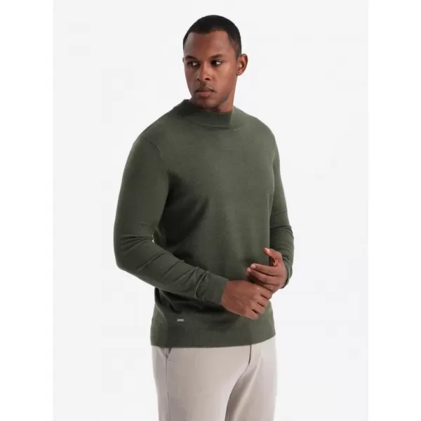  Pánský svetr OMBRE OM-SWTN-0125 DARK OLIVE 
