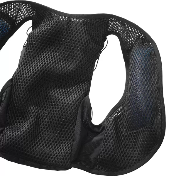  Pánský batoh SALOMON ACTIVE SKIN 12 SET LC2177400 BLACK/METAL 