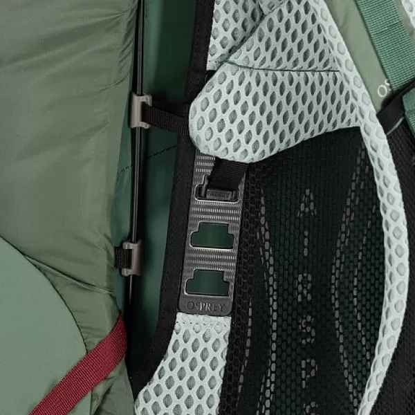  Dámský batoh OSPREY AURA AG LT 50 ANTIDOTE PURPLE 