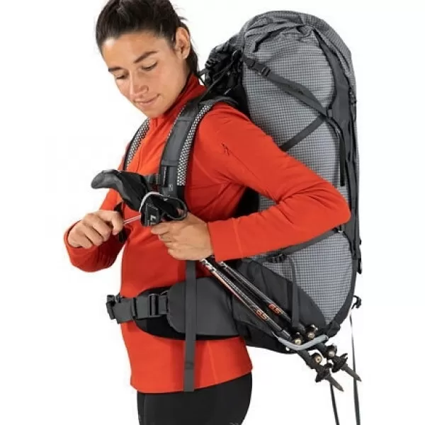  Dámský batoh OSPREY ARIEL PRO 75 SILVER LINING 