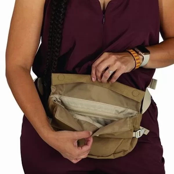  Ledvinka OSPREY ARCANE HIP BAG LATTE BROWN 
