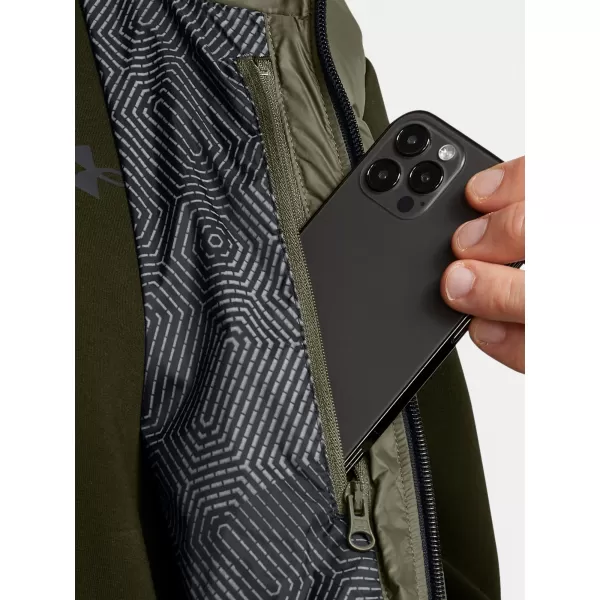  Pánská vesta UNDER ARMOUR LEGEND DOWN VEST 1385838-390 ZELENÁ 