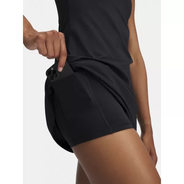  Dámské šaty UNDER ARMOUR MOTION DRESS 1384053-002 ČERNÁ 