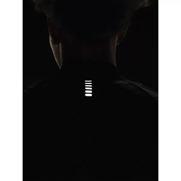  Pánská vesta UNDER ARMOUR STRM INS RUN VEST 1380870-001 ČERNÁ 