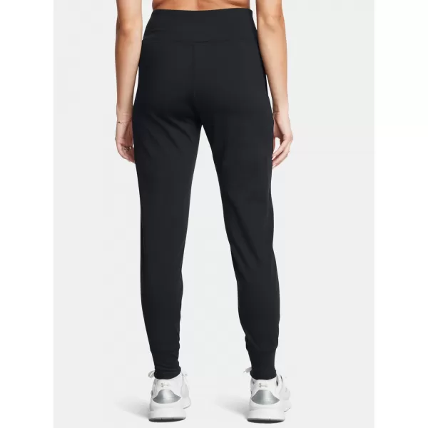  Dámské tepláky UNDER ARMOUR MOTION JOGGER 1375077-002 ČERNÁ 