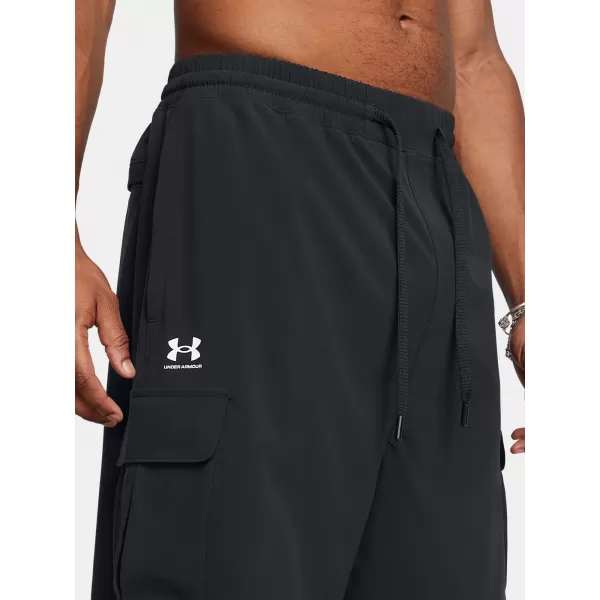  Pánské kraťasy UNDER ARMOUR VIBE WOVEN CARGO SHORT 1386560-001 ČERNÁ 