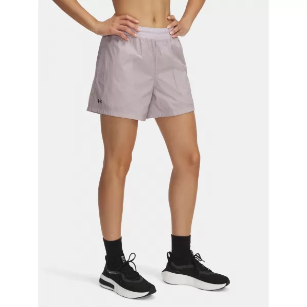  Dámské kraťasy UNDER ARMOUR RIVAL WOVEN SHORT 1389628-009 ŠEDÁ 