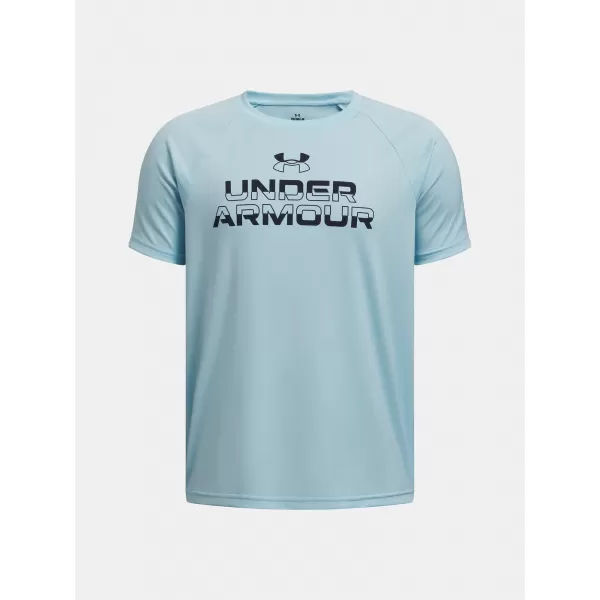  Chlapecké triko UNDER ARMOUR TECH SPLIT WORDMARK SS 1383010-494 SVĚTLE MODRÁ 