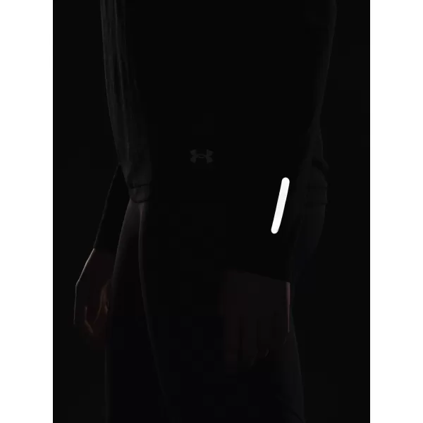  Dámské triko UNDER ARMOUR SEAMLESS STRIDE LS 1375699-001 ČERNÁ 