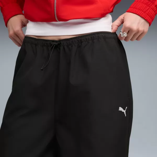  Dámské kalhoty PUMA WARDROBE ESS PARACHUTE WOVEN PANTS OP 632044-01 ČERNÁ 