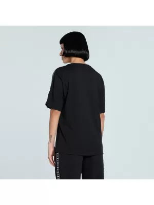 Dámské triko PUMA ESS TAPE RELAXED TEE 685009-01 ČERNÁ
