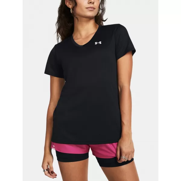  Dámské triko UNDER ARMOUR TECH SSV- SOLID 1384229-001 ČERNÁ 