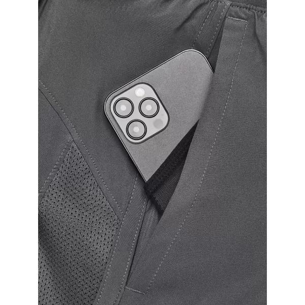  Pánské kraťasy UNDER ARMOUR LAUNCH 5'' SHORTS 1382617-025 ŠEDÁ 